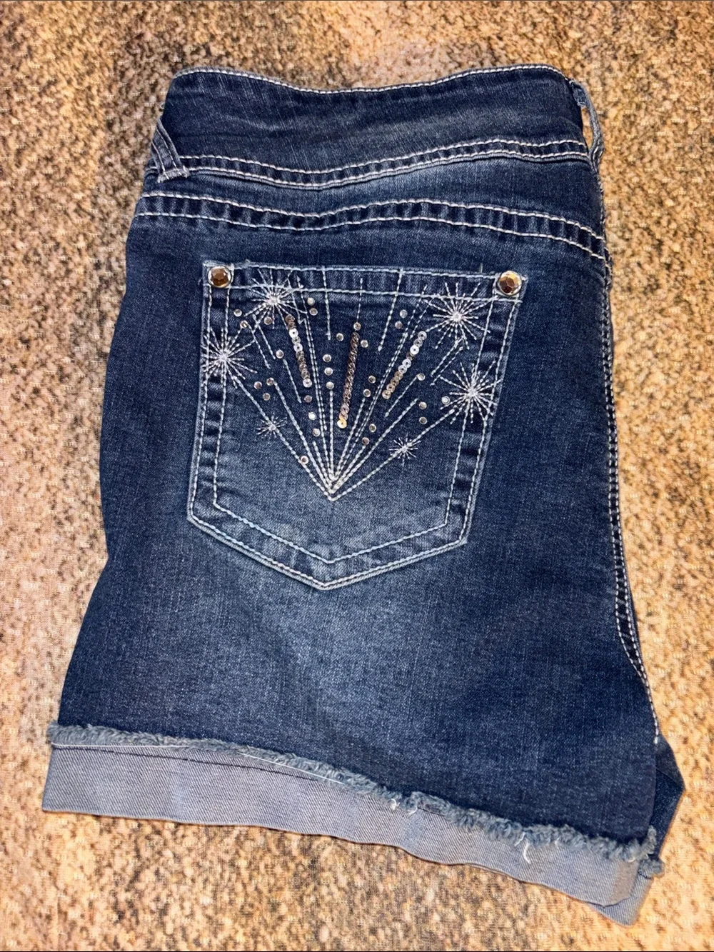 Wallflower Indigo Blue Frayed Hem Denim Shorts size 17 EUC